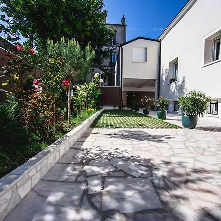 Apartment Paris Flat 80 M Carree Appt 104 F4 Grd Paris Alfortville